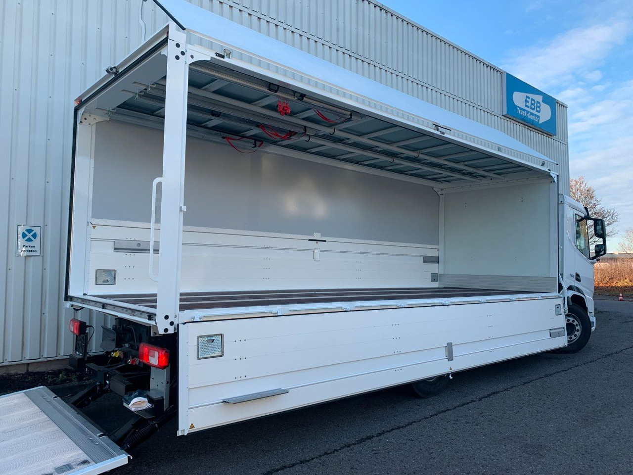 DAF XD 450 FAN Fahrgestell DAF XD 450 FAN Swing-Board-Aufbau - Cab chassis truck: picture 5 DAF XD 450 FAN Fahrgestell DAF XD 450 FAN Swing-Board-Aufbau - Cab chassis truck: picture 5