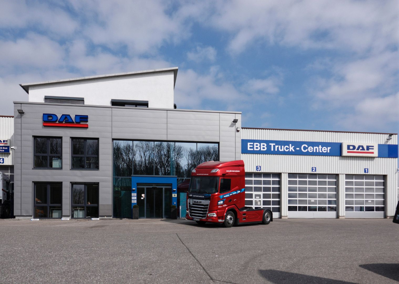 DAF FT XF 530 NGD PXP Paul Xtra Power 4x4 - Tractor unit: picture 3 DAF FT XF 530 NGD PXP Paul Xtra Power 4x4 - Tractor unit: picture 3