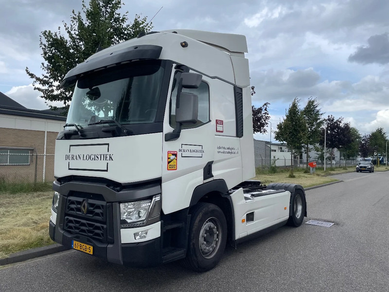 Renault T 430 euro 6 2015 only 696.000 km - Tractor unit: picture 1 Renault T 430 euro 6 2015 only 696.000 km - Tractor unit: picture 1
