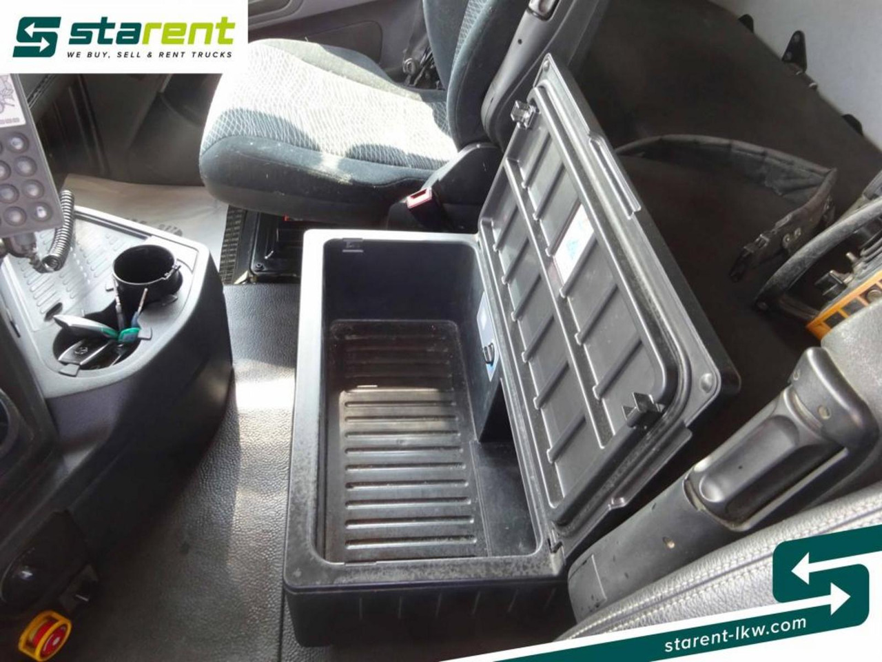 Concrete mixer truck Mercedes Benz Arocs 3748 8x4 Liebherr Betonmischer + Förderband: picture 15