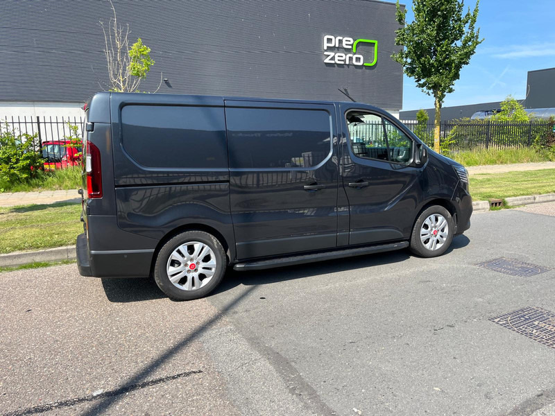 Renault Trafic Red 2.0 CDI, L1 H1, 150 PK, Euro 6, Airco, cruise, nav, camera, - Small van: picture 5 Renault Trafic Red 2.0 CDI, L1 H1, 150 PK, Euro 6, Airco, cruise, nav, camera, - Small van: picture 5