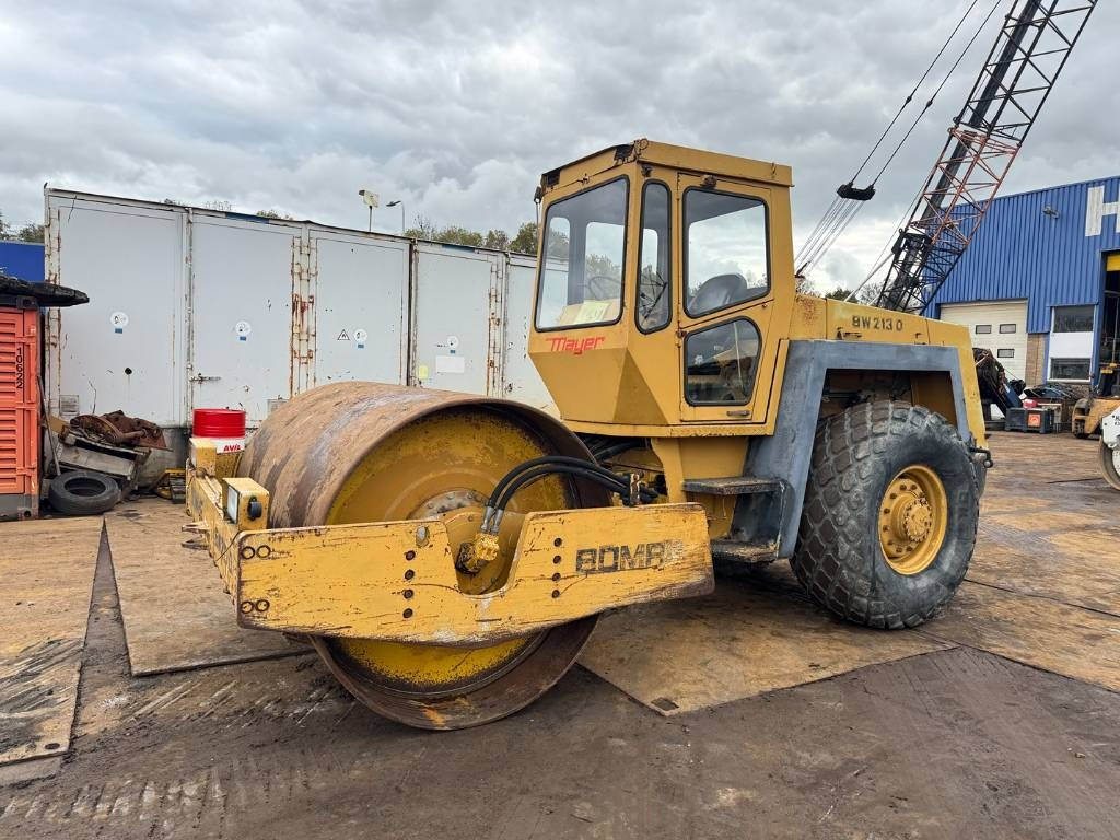 Bomag BW 213 D  - Compactor: picture 1 Bomag BW 213 D  - Compactor: picture 1