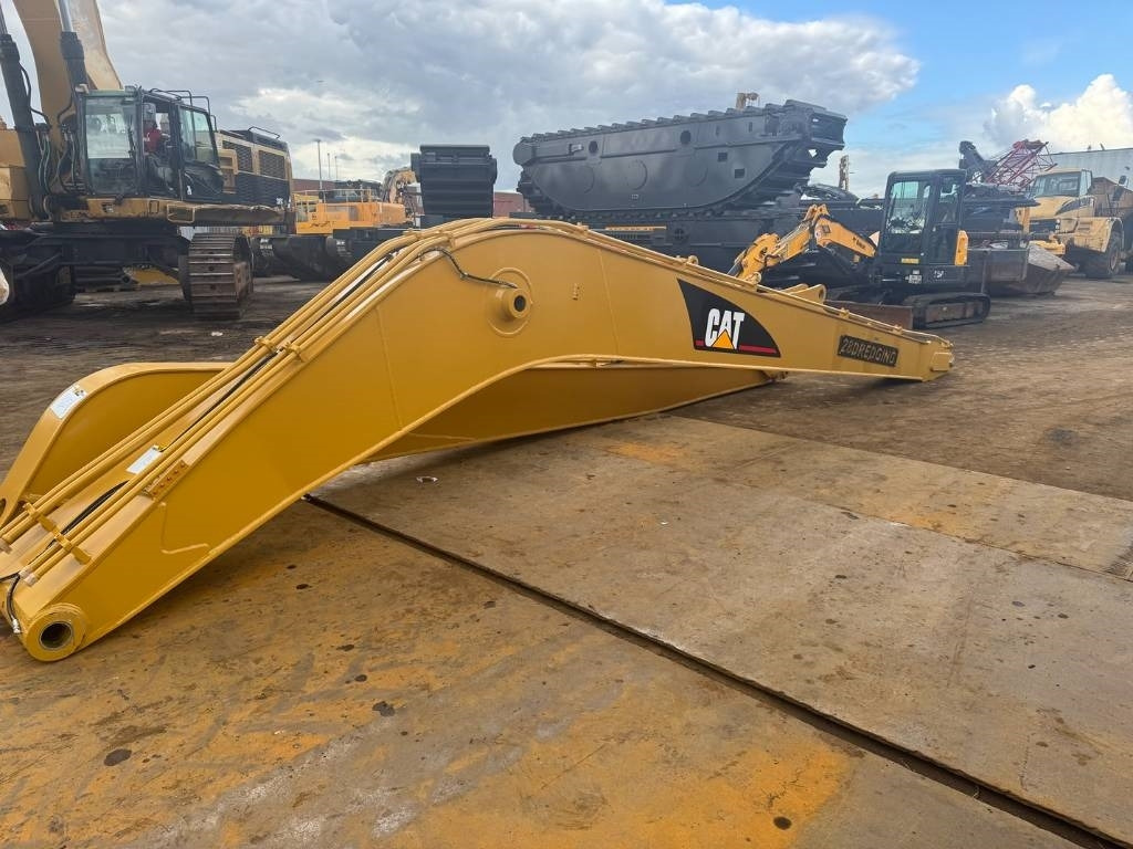CAT 320 C L LONG REACH BOOM 15M UNUSED - Excavator: picture 2 CAT 320 C L LONG REACH BOOM 15M UNUSED - Excavator: picture 2