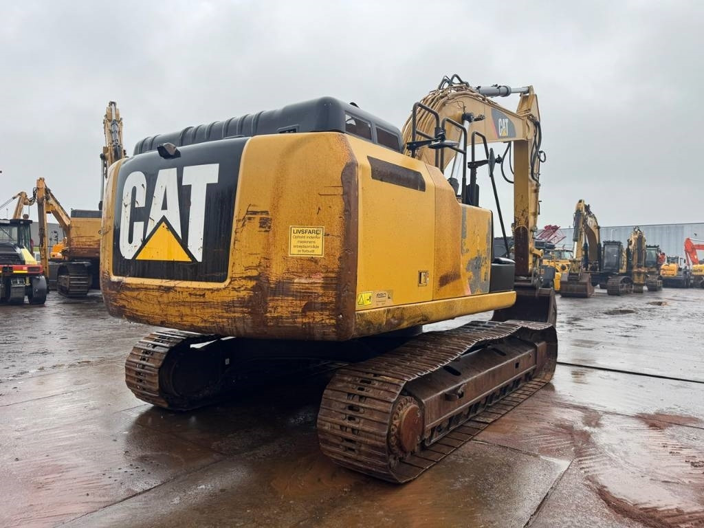 CAT 324 EL - Crawler excavator: picture 4 CAT 324 EL - Crawler excavator: picture 4