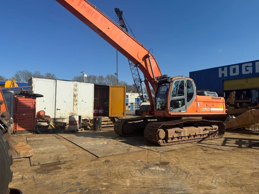 Doosan DX 300 LC long reach 19m - Excavator: picture 2 Doosan DX 300 LC long reach 19m - Excavator: picture 2