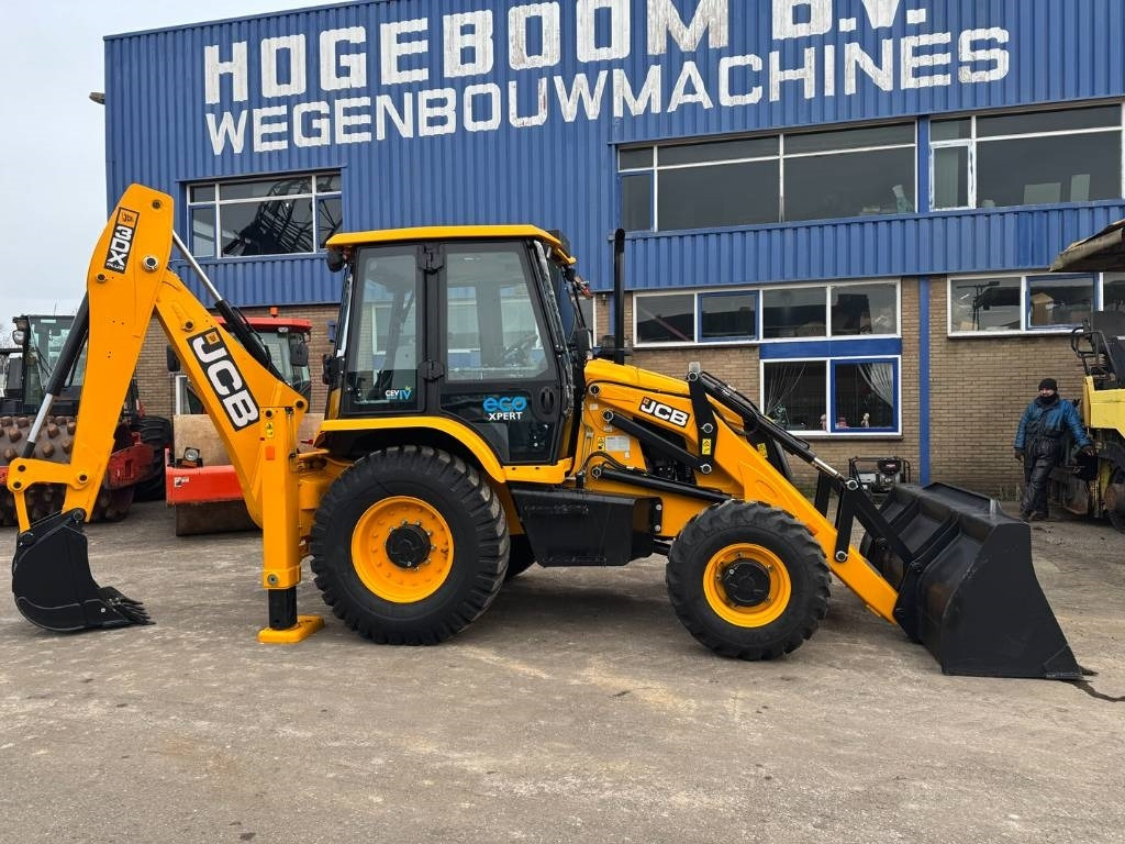 JCB 3CX 4X4 ( UNUSED ) - Backhoe loader: picture 2 JCB 3CX 4X4 ( UNUSED ) - Backhoe loader: picture 2