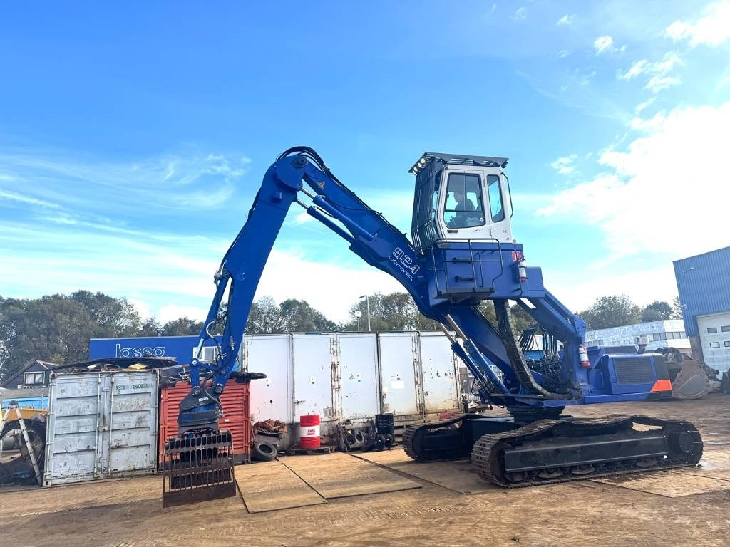 Liebherr R 924 B EW - Waste/ Industry handler: picture 2 Liebherr R 924 B EW - Waste/ Industry handler: picture 2