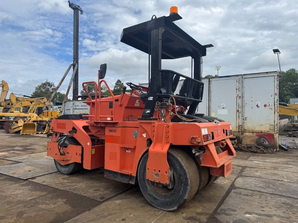 SAKAI GW 750-2 - Pneumatic roller: picture 3 SAKAI GW 750-2 - Pneumatic roller: picture 3