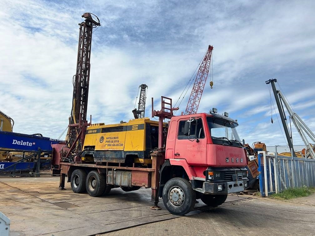 Sisu 12E480 6X6 WATER WELL DRILL ATLAS COPCO XRV410 (50 - Drilling rig: picture 1 Sisu 12E480 6X6 WATER WELL DRILL ATLAS COPCO XRV410 (50 - Drilling rig: picture 1