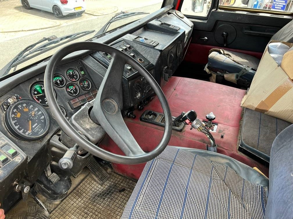 Drilling rig Sisu 12E480 6X6 WATER WELL DRILL ATLAS COPCO XRV410 (50: picture 8 Drilling rig Sisu 12E480 6X6 WATER WELL DRILL ATLAS COPCO XRV410 (50: picture 8