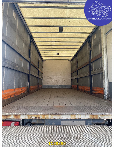 DAF LF 55 220 - Curtainsider truck: picture 3 DAF LF 55 220 - Curtainsider truck: picture 3