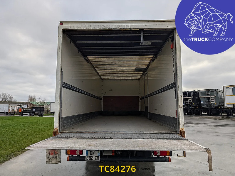 Iveco EuroCargo 120 E22 - Box truck: picture 4 Iveco EuroCargo 120 E22 - Box truck: picture 4