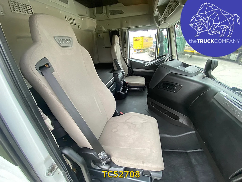 Iveco Stralis - Curtainsider truck: picture 5 Iveco Stralis - Curtainsider truck: picture 5