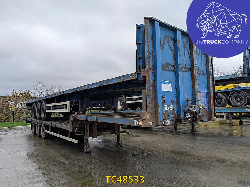 MOL - Low loader semi-trailer: picture 1 MOL - Low loader semi-trailer: picture 1