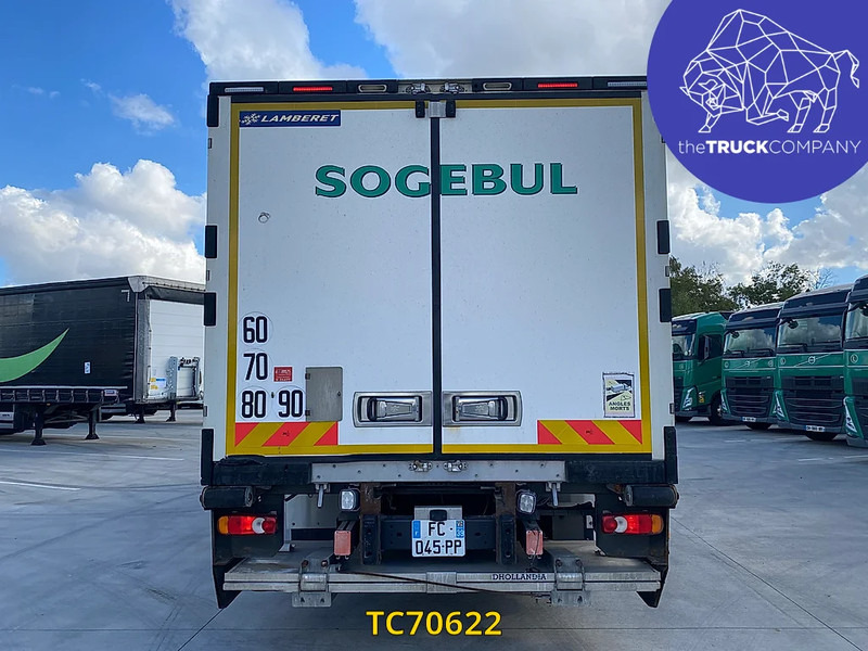 Renault D 320 - Box truck: picture 3 Renault D 320 - Box truck: picture 3