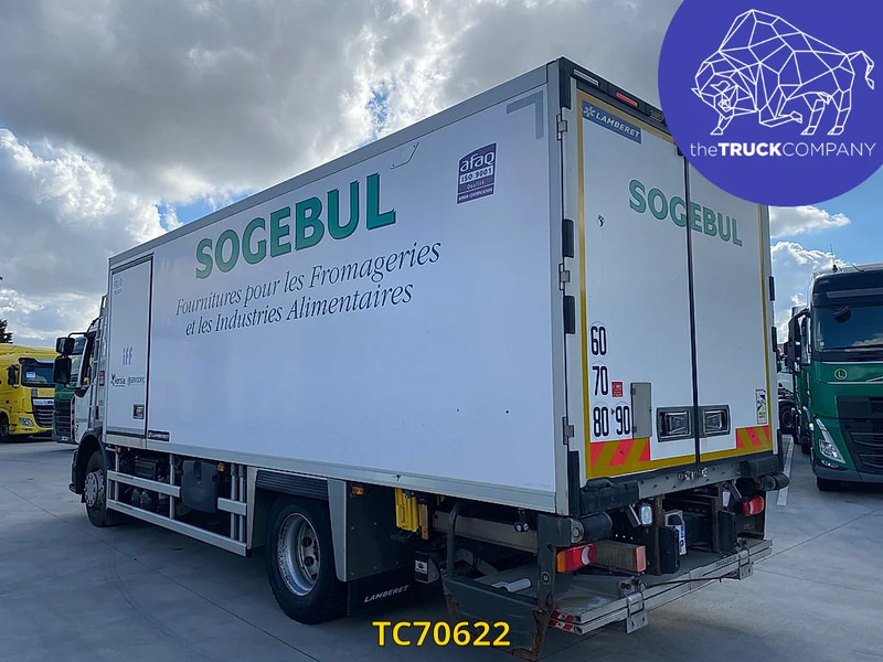 Renault D 320 - Refrigerator truck: picture 2 Renault D 320 - Refrigerator truck: picture 2