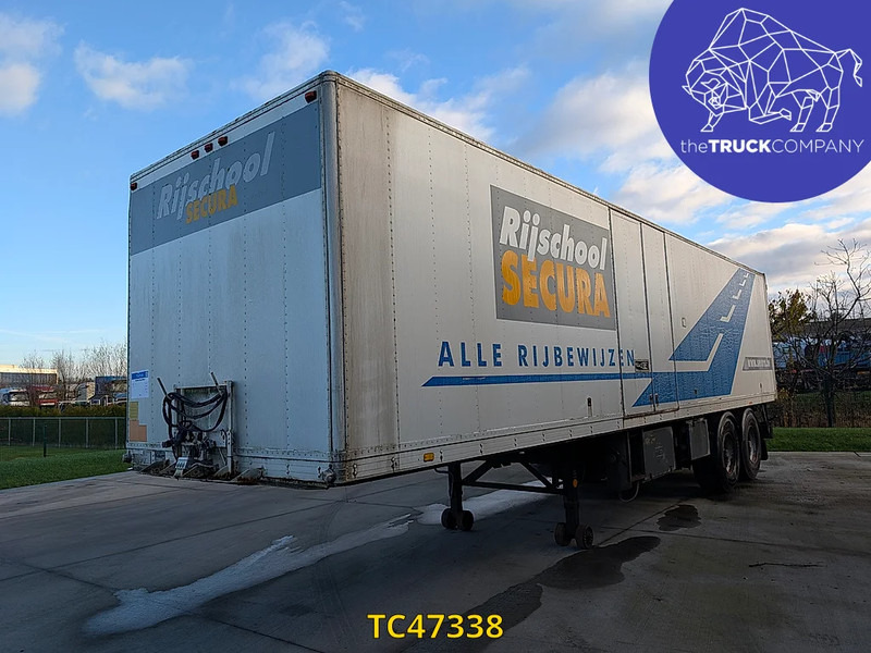 Van Hool - Closed box semi-trailer: picture 3 Van Hool - Closed box semi-trailer: picture 3