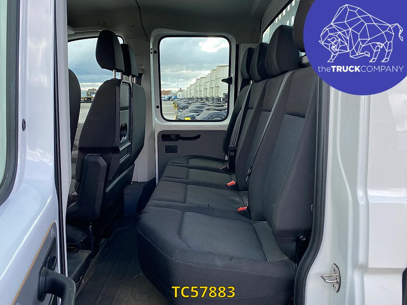 Volkswagen Crafter 2.0 TDI OPEN LAADBAK DUBBELE CABINE - Open body delivery van: picture 2 Volkswagen Crafter 2.0 TDI OPEN LAADBAK DUBBELE CABINE - Open body delivery van: picture 2