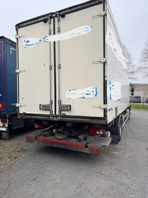 DAF CF 370 Tiefkühler NUR 426000 km - Refrigerator truck: picture 4 DAF CF 370 Tiefkühler NUR 426000 km - Refrigerator truck: picture 4
