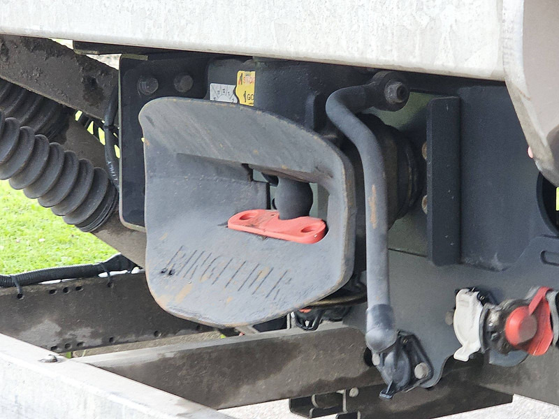 Curtainsider truck DAF LF 230 7,5T Gvw: picture 13 Curtainsider truck DAF LF 230 7,5T Gvw: picture 13