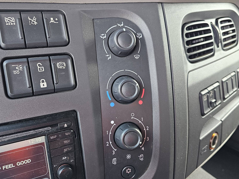 Box truck DAF LF 310 18T AIRCO LIFT: picture 10 Box truck DAF LF 310 18T AIRCO LIFT: picture 10