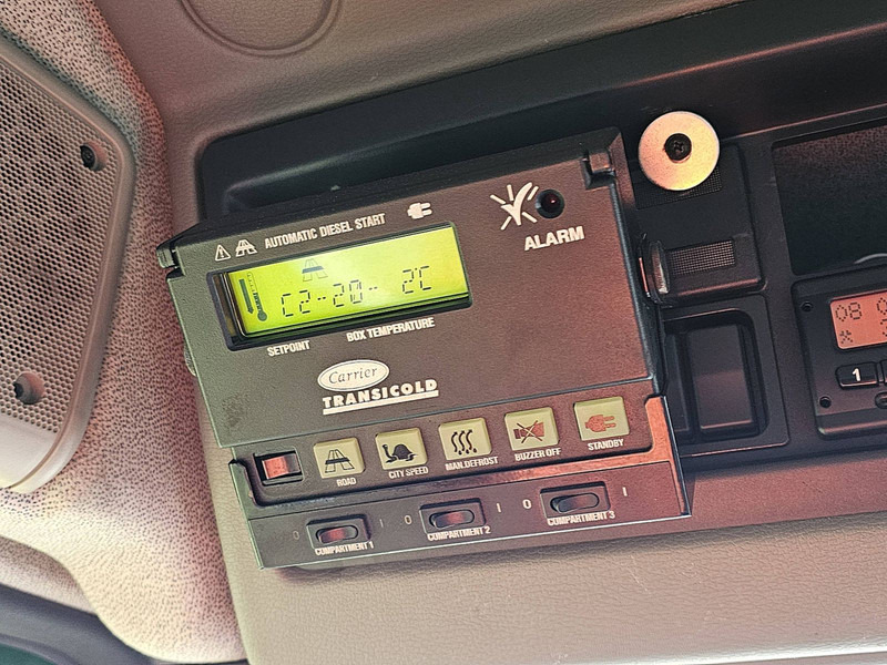 Refrigerator truck DAF LF 55.210 11.9T MULTITEMP LIFT: picture 12