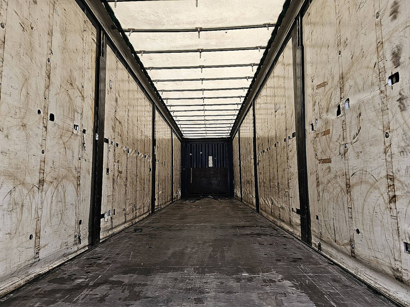 Curtainsider semi-trailer Krone SD: picture 6 Curtainsider semi-trailer Krone SD: picture 6