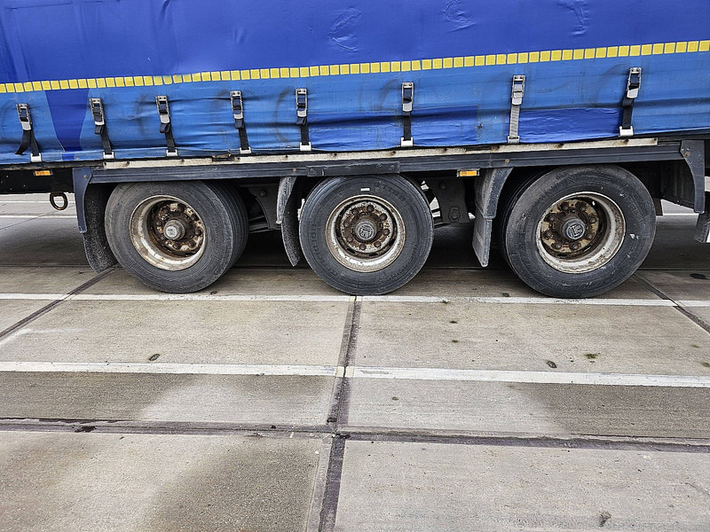 Curtainsider semi-trailer Krone SD: picture 10 Curtainsider semi-trailer Krone SD: picture 10