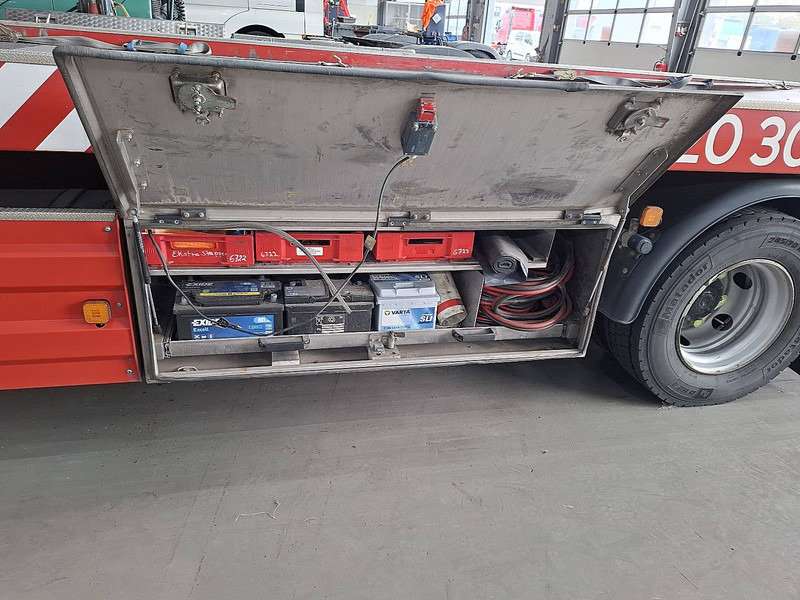 Autotransporter truck MAN 12.220 TGL BOTTIE PLATFORM+TOW: picture 19 Autotransporter truck MAN 12.220 TGL BOTTIE PLATFORM+TOW: picture 19