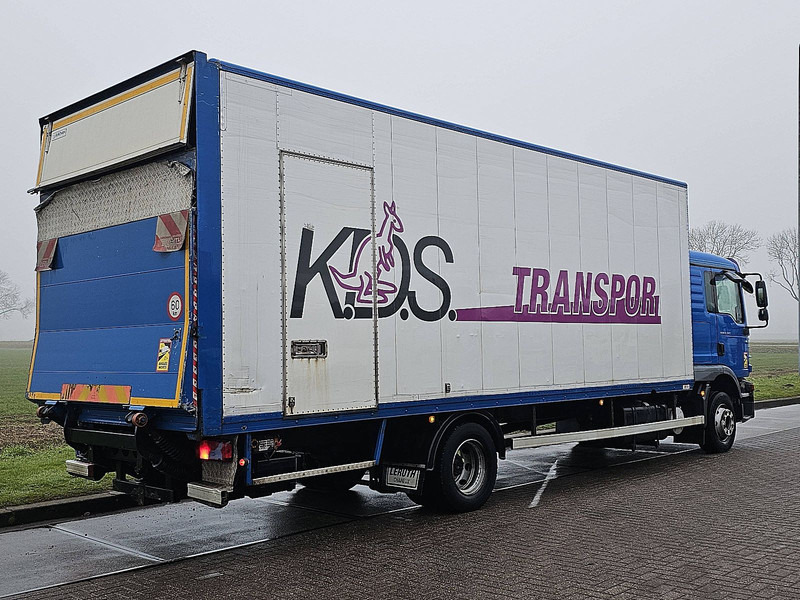 MAN 12.240 TGM - Box truck: picture 3 MAN 12.240 TGM - Box truck: picture 3