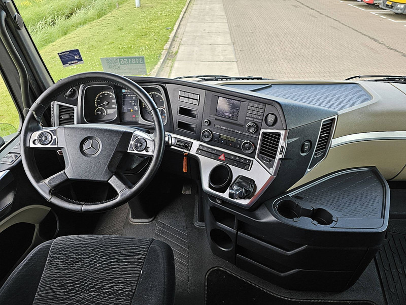 Container transporter/ Swap body truck Mercedes-Benz ACTROS 2540 GIGASPACE 6X2: picture 8