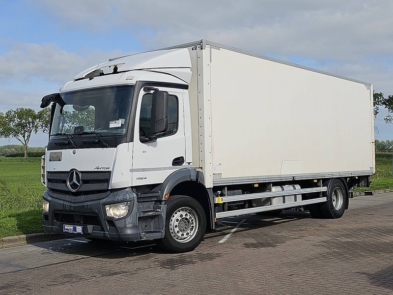 Mercedes-Benz ANTOS 1924 L 19T TAILLIFT - Box truck: picture 2 Mercedes-Benz ANTOS 1924 L 19T TAILLIFT - Box truck: picture 2