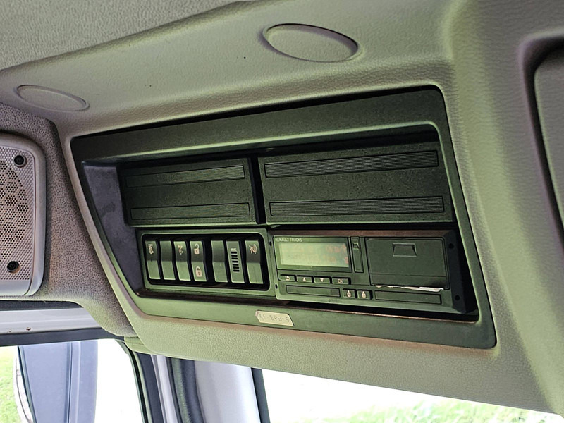 Box truck Renault D 250 11.9T A/C NEW ENGINE: picture 10 Box truck Renault D 250 11.9T A/C NEW ENGINE: picture 10