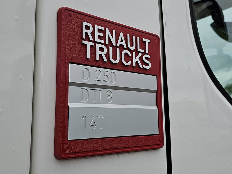 Box truck Renault D 250 11.9T A/C NEW ENGINE: picture 17 Box truck Renault D 250 11.9T A/C NEW ENGINE: picture 17