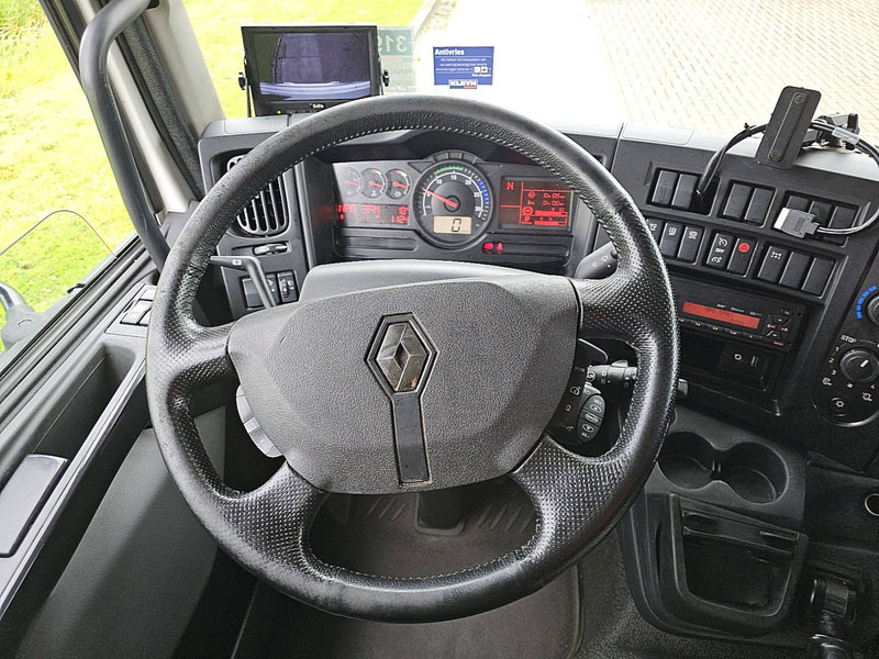 Box truck Renault D 250 11.9T A/C NEW ENGINE: picture 12 Box truck Renault D 250 11.9T A/C NEW ENGINE: picture 12