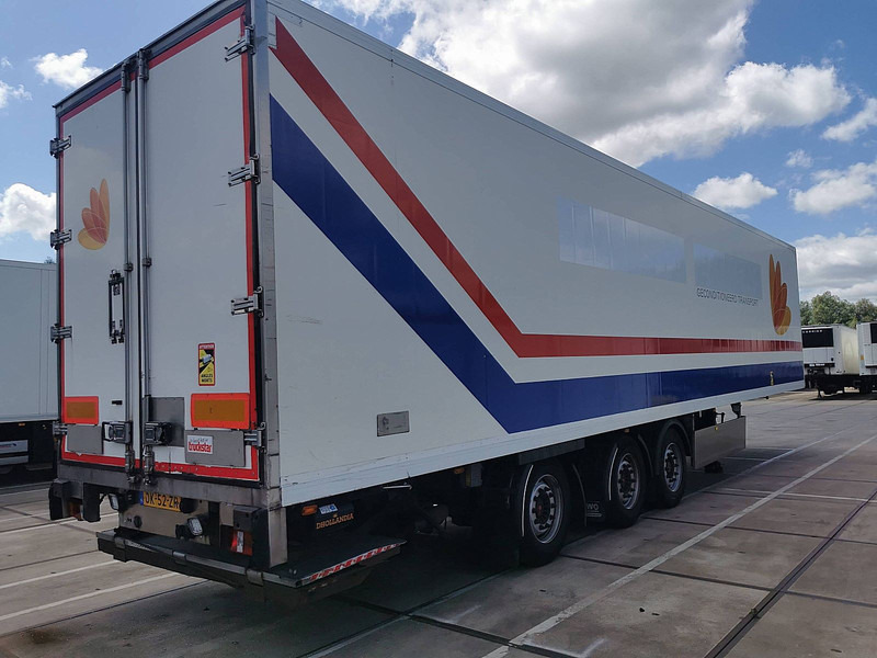 SYSTEM TRAILERS TKS24-1TRI - Refrigerator semi-trailer: picture 2 SYSTEM TRAILERS TKS24-1TRI - Refrigerator semi-trailer: picture 2