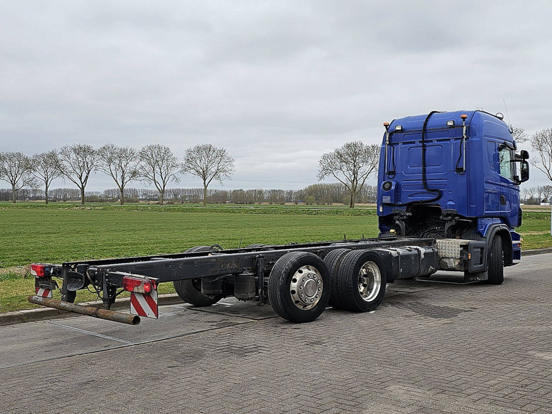Scania R440 6X2*4 MANUAL RETARDE - Cab chassis truck: picture 3 Scania R440 6X2*4 MANUAL RETARDE - Cab chassis truck: picture 3