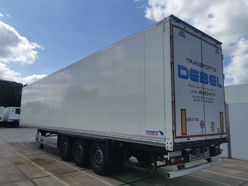 Schmitz Cargobull SCB*S3B - Closed box semi-trailer: picture 5 Schmitz Cargobull SCB*S3B - Closed box semi-trailer: picture 5