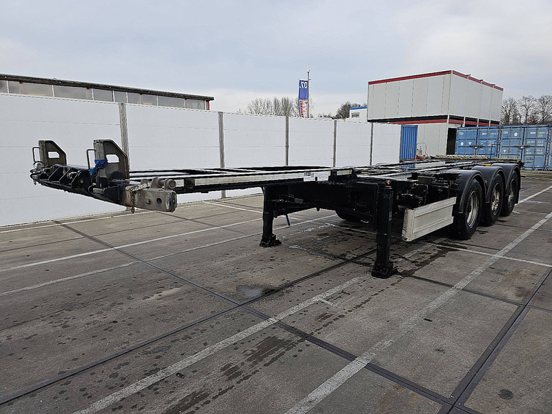 Renders EURO 800 - Semi-trailer: picture 1 Renders EURO 800 - Semi-trailer: picture 1