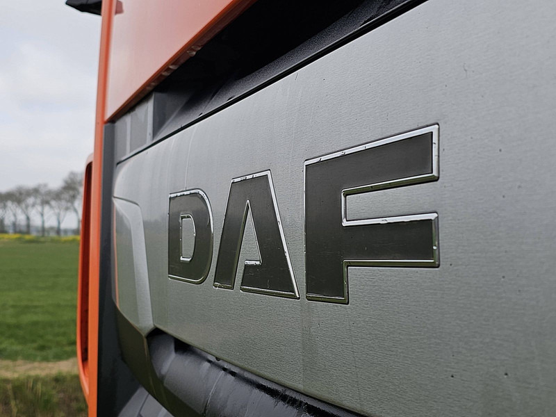 Tractor unit DAF XF 450: picture 14