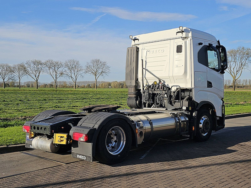 Iveco S-WAY AS440S46 LNG GAS - Tractor unit: picture 3 Iveco S-WAY AS440S46 LNG GAS - Tractor unit: picture 3