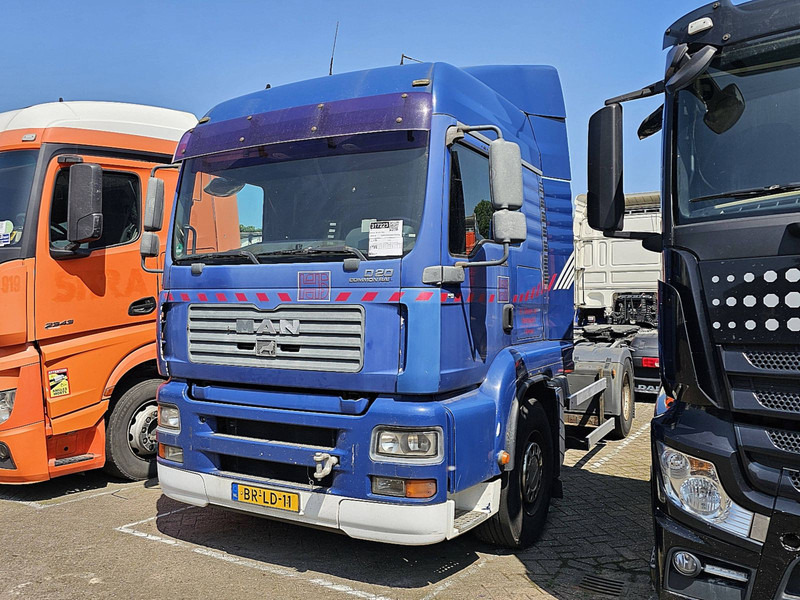 MAN 18.390 TGA LX NL-TRUCK - Tractor unit: picture 2 MAN 18.390 TGA LX NL-TRUCK - Tractor unit: picture 2