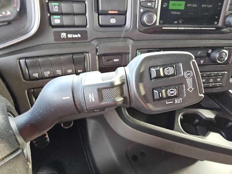 Tractor unit Scania R580 6X2 NB LED LEATHER: picture 11