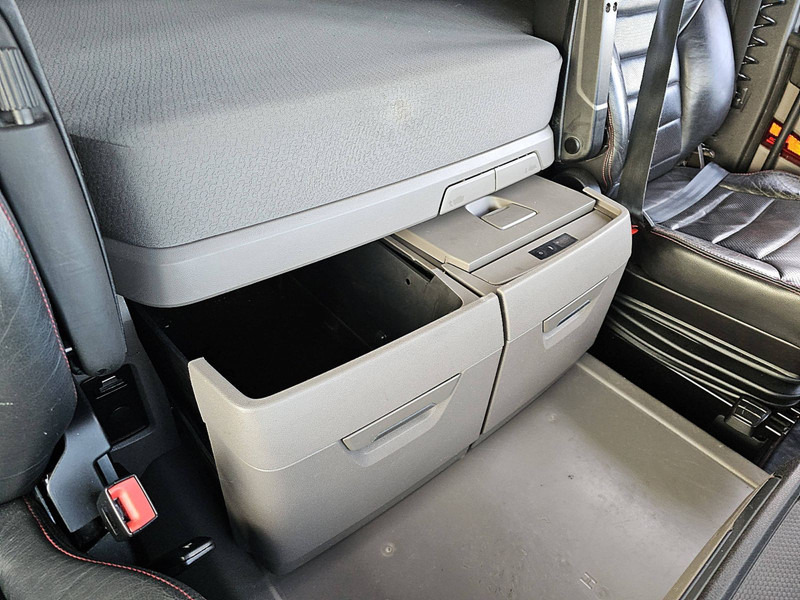 Tractor unit Scania R580 6X2 NB LED LEATHER: picture 10