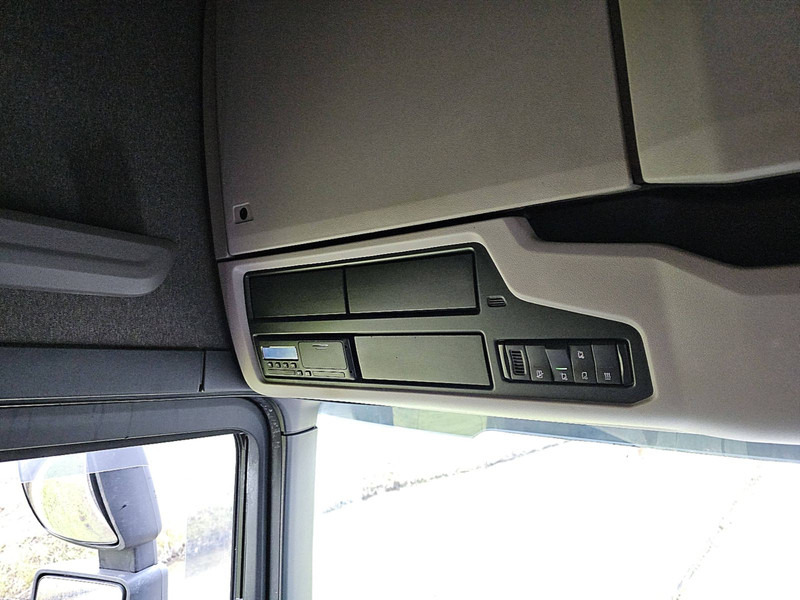 Tractor unit Scania R650 6X4 RETARDER LED: picture 15