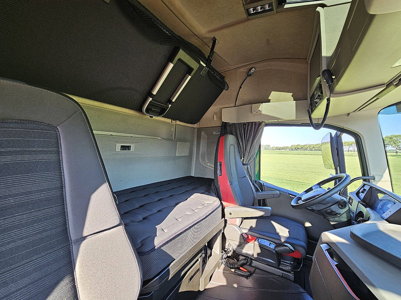 Tractor unit Volvo FH 460 6X2 PTO+HYDR.: picture 15