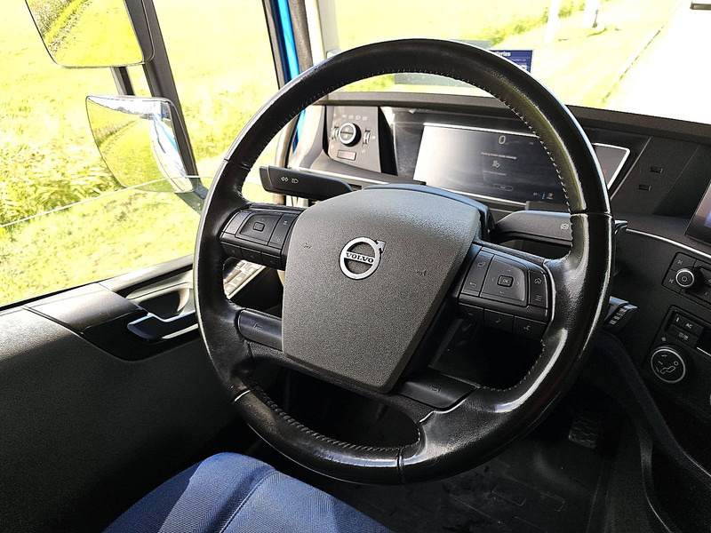 Tractor unit Volvo FH 460 FH5 2X TANK VEB+: picture 10