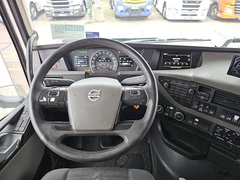 Volvo FH 460 6X2 LAMBERET COMBI leasing Volvo FH 460 6X2 LAMBERET COMBI: picture 8