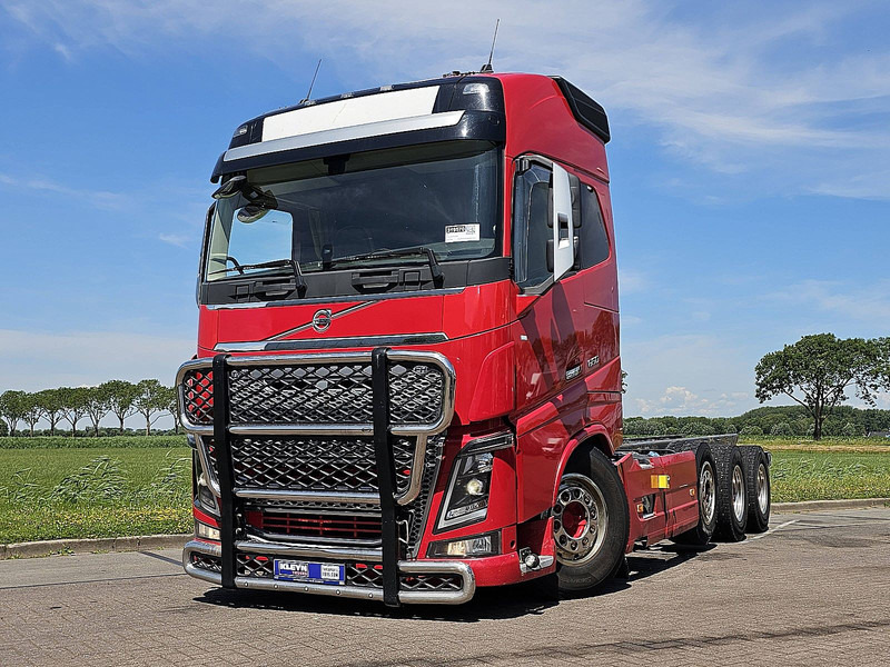 Volvo FH 650 8X4 RETARDER - Cab chassis truck: picture 1 Volvo FH 650 8X4 RETARDER - Cab chassis truck: picture 1