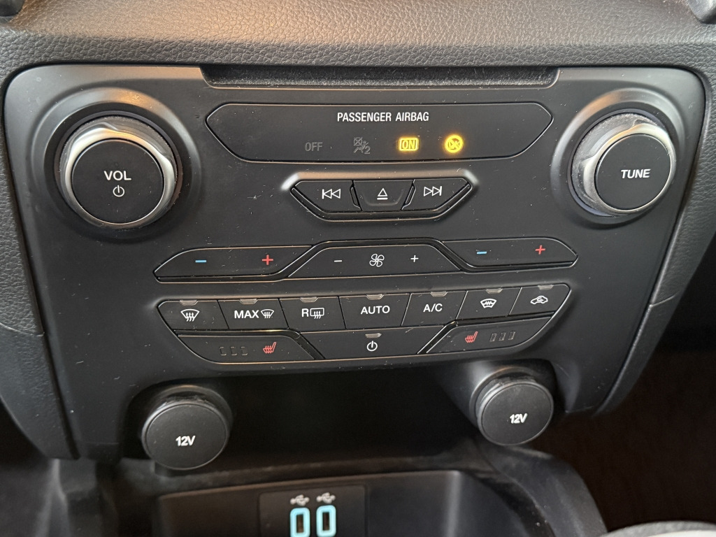 Ford Ranger 2.0L Ecoblue Raptor DoKa 4x4 Standheizung - SUV: picture 3 Ford Ranger 2.0L Ecoblue Raptor DoKa 4x4 Standheizung - SUV: picture 3